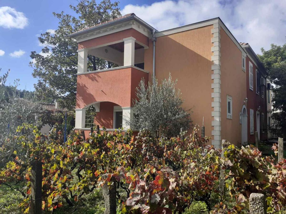 Apartments Rolovina Тиват Екстер'єр фото